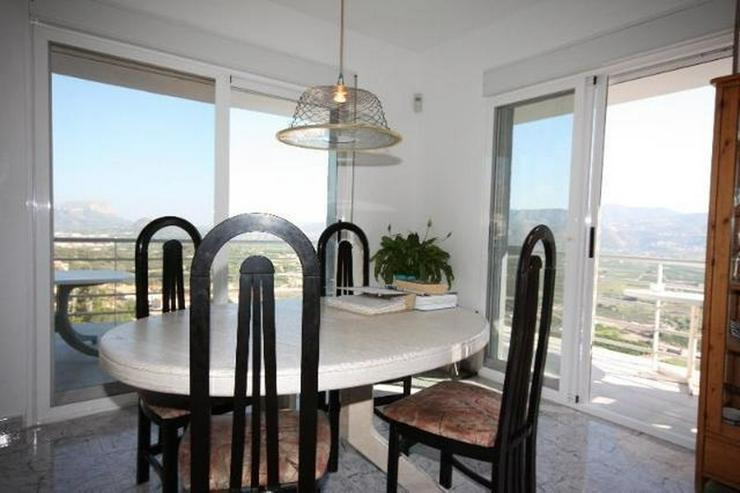 Moderne 3 Schlafzimmer Villa mit Pool und herrlicher Panoramasicht in Sanet y Negrals - Haus kaufen - Bild 6