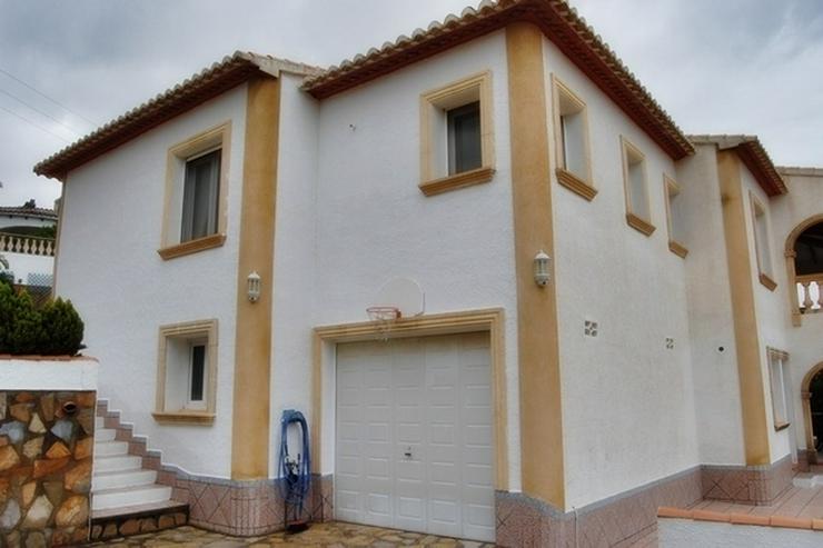 Bild 7: Grosszügige, stadtnahe Villa mit 4 Schlafzimmern und Pool in Denia