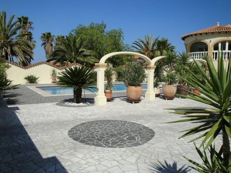 Bild 3: Villa in Denia