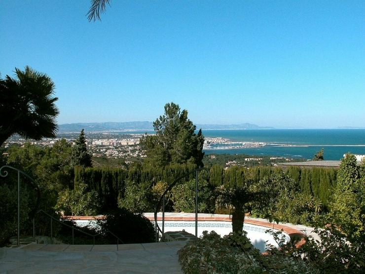 Bild 3: Villa in Denia