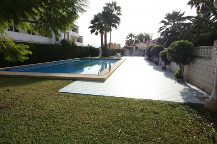 Bild 4: Villa in denia.