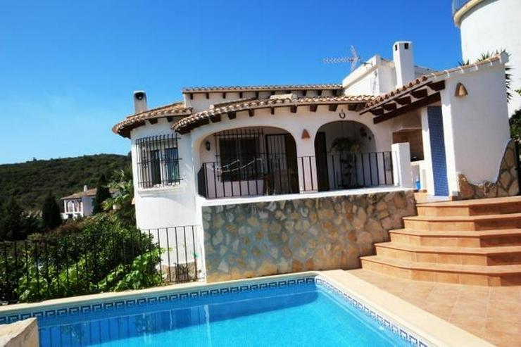 Bild 2: Villa in ruhiger Lage von Monte Pego mit Pool und Aussicht.