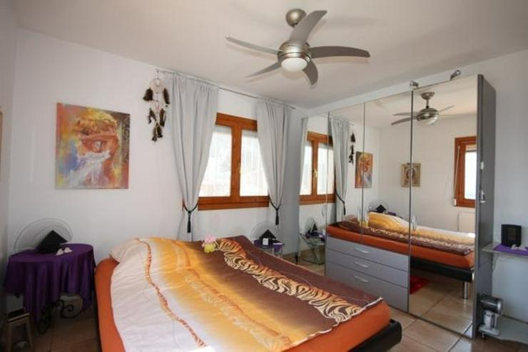 Bild 8: Gepflegte 2 Schlafzimmer Villa mit Pool in herrlicher Aussichtslage in Adsubia