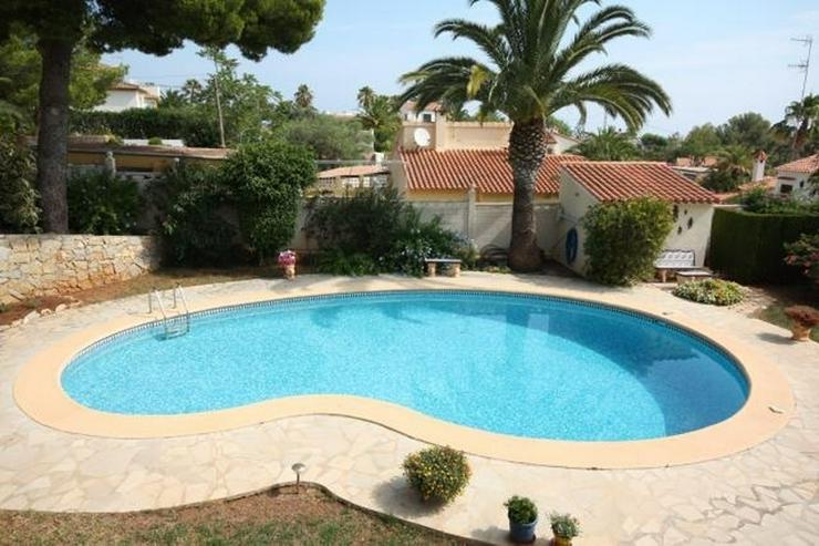 Bild 14: Private 3 Schlafzimmer Villa mit großem Pool, nur 3,5 km vom Stadtzentrum Denia entfernt.