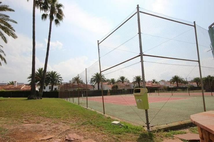 Bild 10: 2-Zimmer-Reihenhaus in der schönen Anlage El Palmar mit einem großen Gemeinschaftspool u...