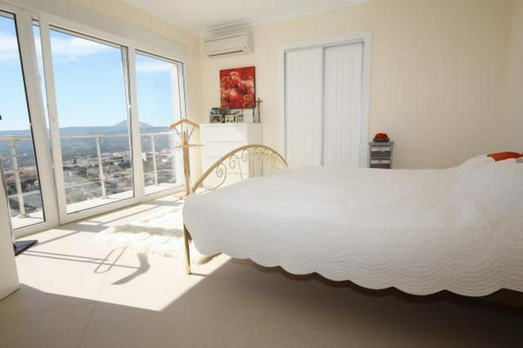 Bild 13: Moderne und lichtdurchflutete 6 Schlafzimmervilla mit Meerblick in Javea