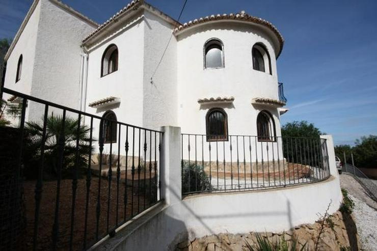 Geräumige Villa in Denia mit 4SZ und einem unverbaubaren Blick - Haus kaufen - Bild 1