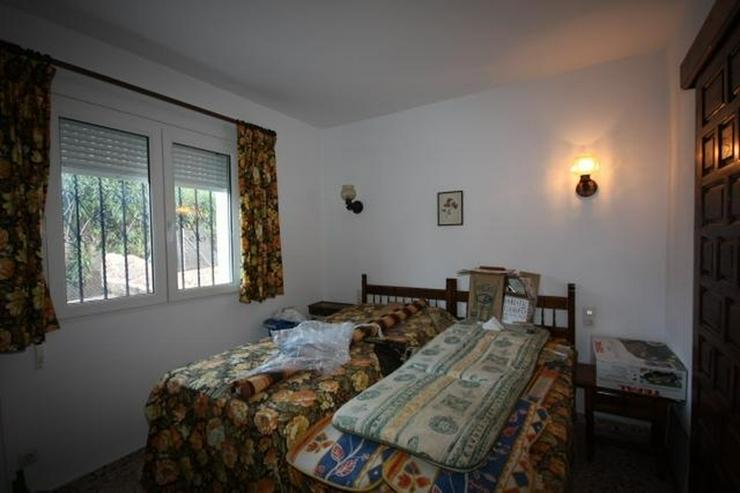 Bild 12: Stadtnahe 2 Schlafzimmer Villa mit Pool und Garage in ruhiger Wohnlage nahe Denia.