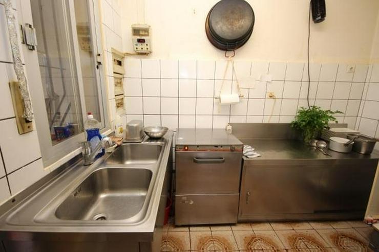 Bild 9: Traditionelles, gut eingeführtes Speiselokal mit Außenterrasse und Betreiberwohnung dire...