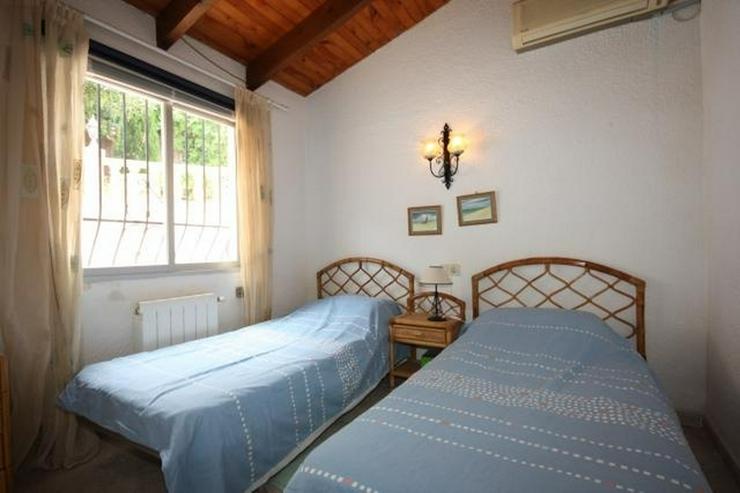 Bild 9: Schöne 4 Schlafzimmer Villa mit großem Außenbereich und wunderschöner Aussicht in Deni...