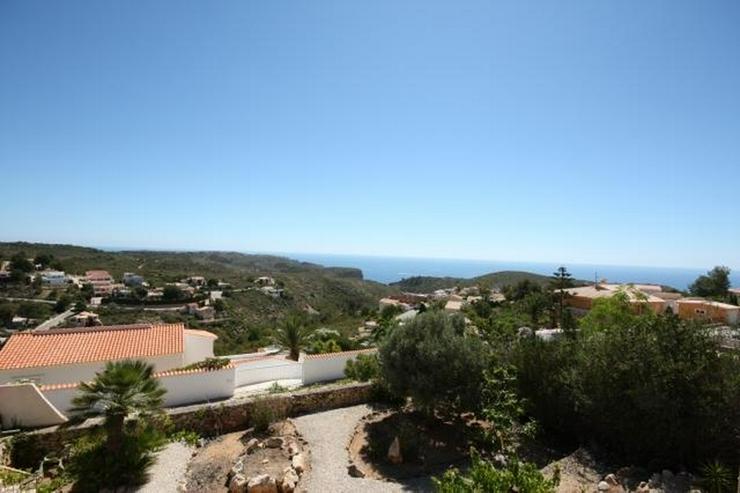 Bild 16: Großzügige 5 Schlafzimmer Villa mit Pool und herrlichem Seeblick auf dem Cumbre del Sol