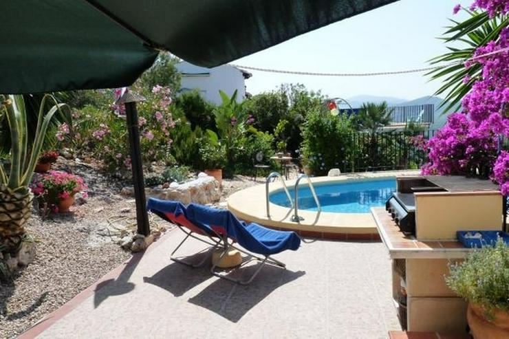 Gepflegte Villa mit Pool und spektakulärer Fernsicht über die Reisfeld bis zum Meer - Haus kaufen - Bild 12