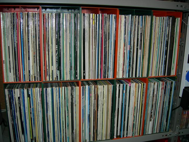 Bild 3: Schallplatten und CDs zu verkaufen