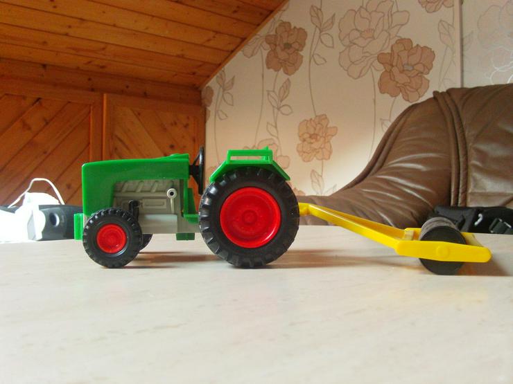 Bild 3: Playmobil-Traktor