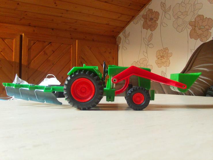 Bild 6: Playmobil-Traktor