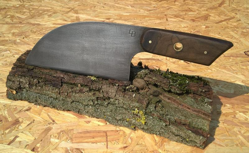 Bild 2: Handgefertigte Outdoormesser bei Messer Böhner