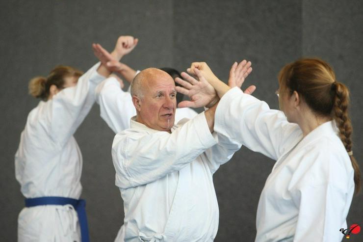 Bild 2: Karate für Senioren Ü50