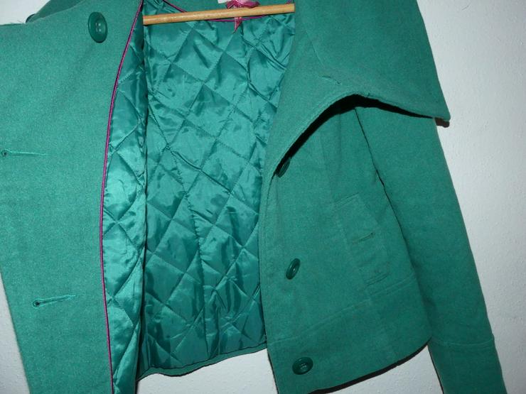 Bild 2: grüne Jacke