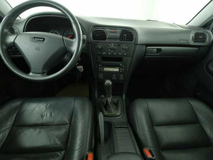 VOLVO V40 2.0 T Comfort Leder Sitzhzg Klimaautomatik - V40 - Bild 4