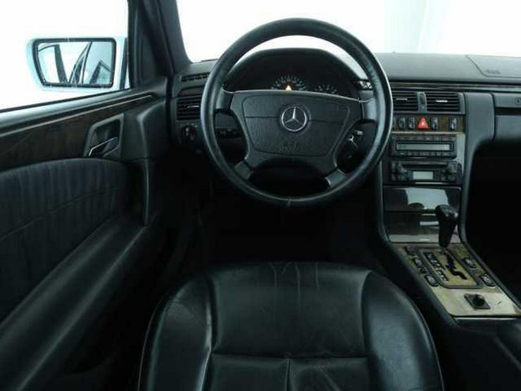 MERCEDES-BENZ E 200 T Avantgarde Leder Xenon Sitzhzg Klimaaut. - E-Klasse - Bild 5