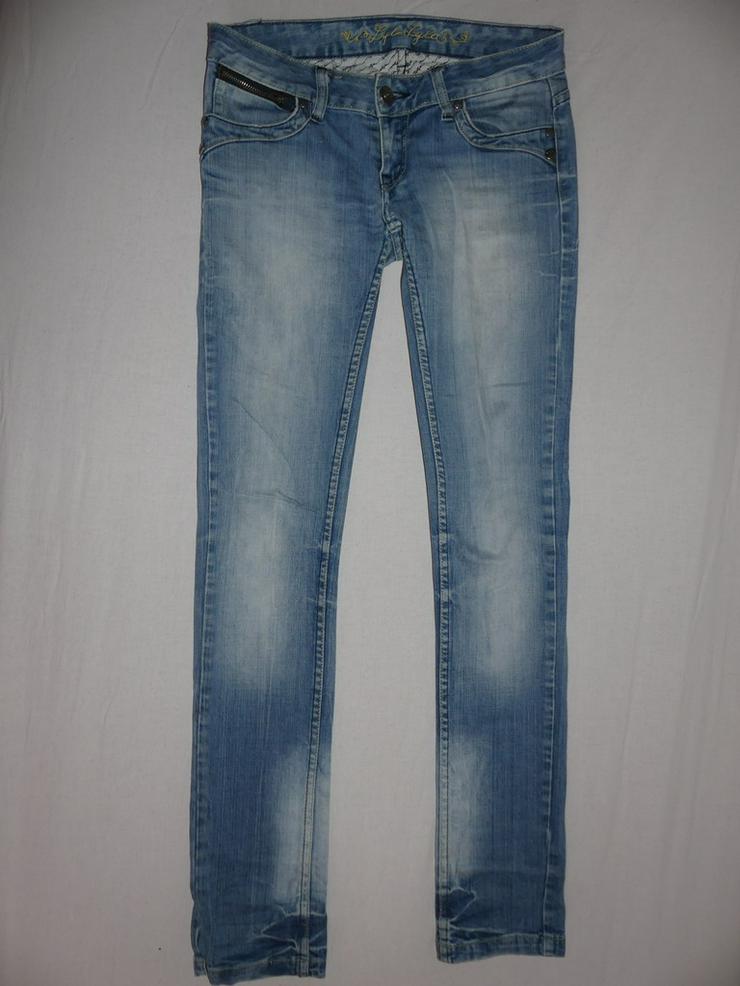 hellblaue Jeans - W26-W28 / 36-38 / S - Bild 4