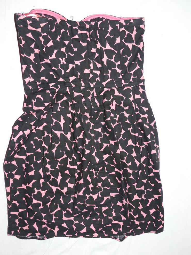 Bild 2: schwarz-pinkes Kleid mit Herzen, Größe XS