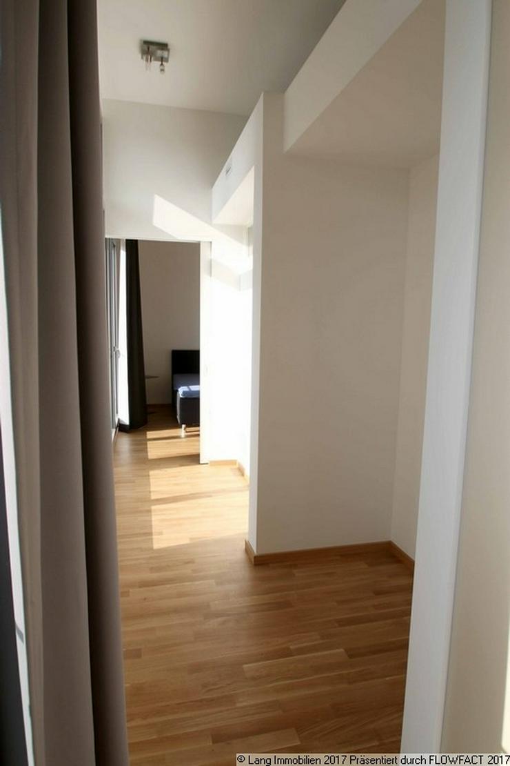 Bild 9: ++ TOPPMÖBLIERTER NEUBAU an der EZB! 2-Zimmer im Loft-Style mit edler Ausstattung! ++
