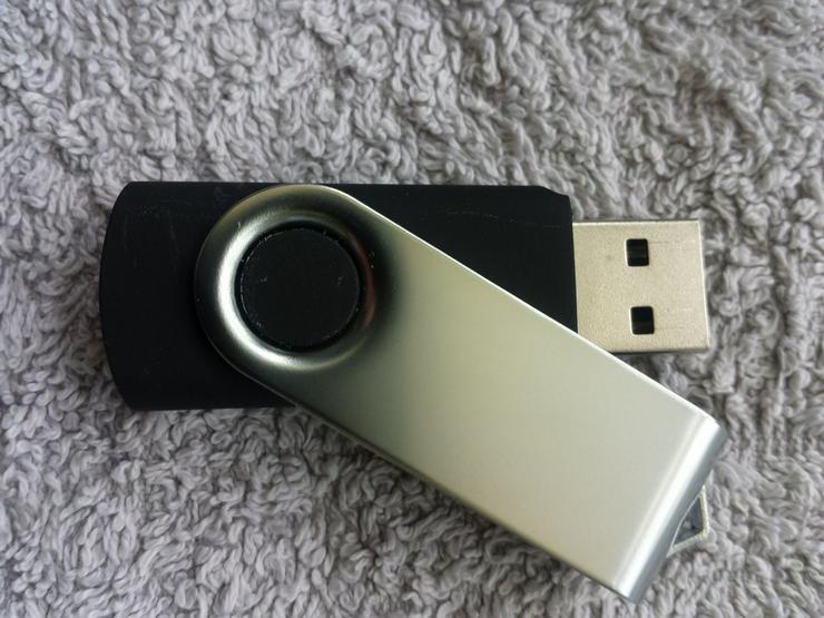 Bild 3: 2GB USB 2.0 Flash Drive Speicher Swivel Twister