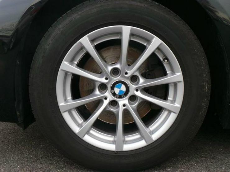 Bild 17: BMW 320d Tour. Head-Up Display Navi Xenon PDC