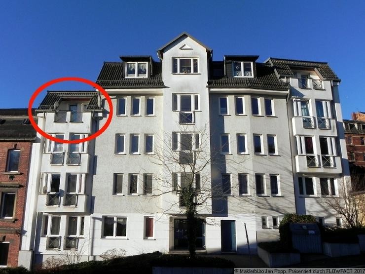 Bild 8: Zweiraumwohnung mit Einbauküche und Balkon