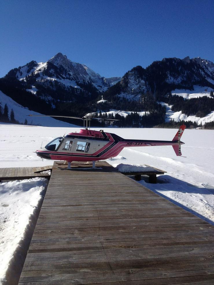 Bild 12: Helikopterflug in der Schweiz