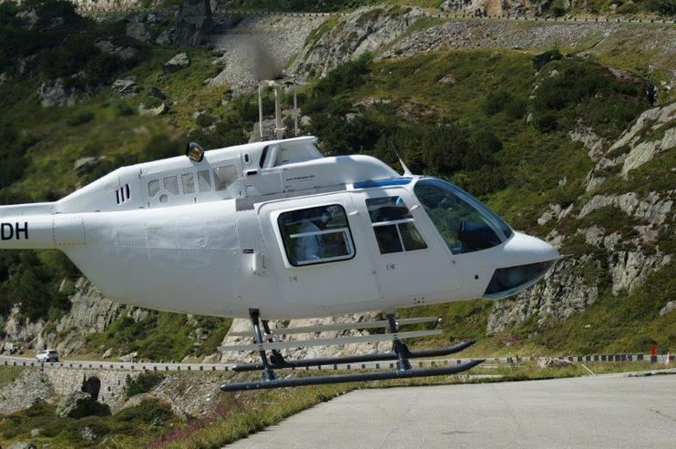 Bild 15: Helikopterflug in der Schweiz