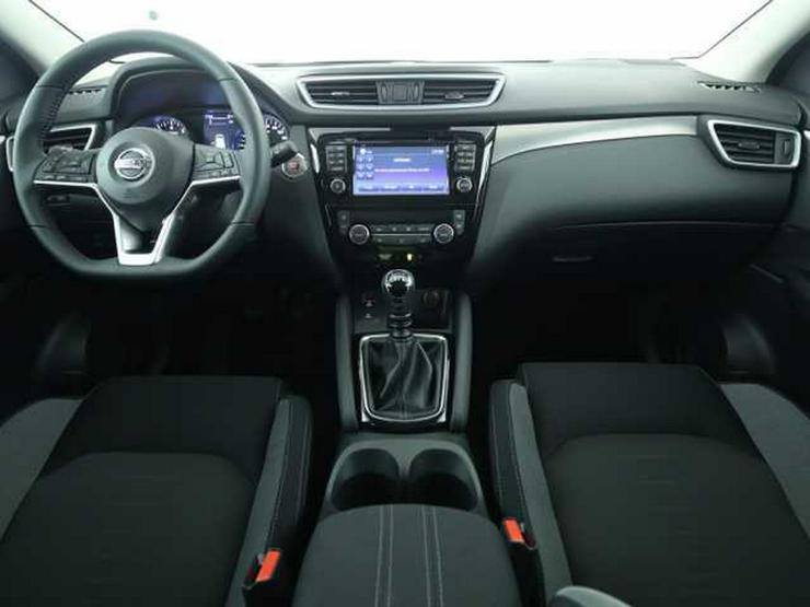 Bild 4: NISSAN Qashqai 1.2 n-connecta Navi Panorama neues Modell