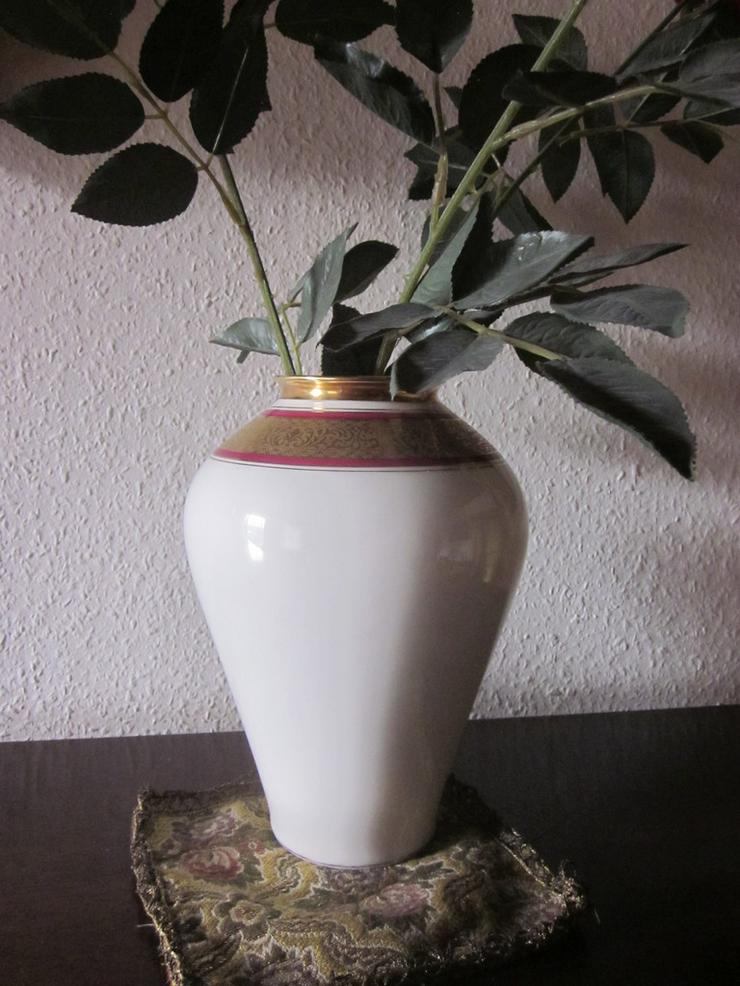 Bild 7: Zierteller/Schale Lindner Ätzgold, und Vase