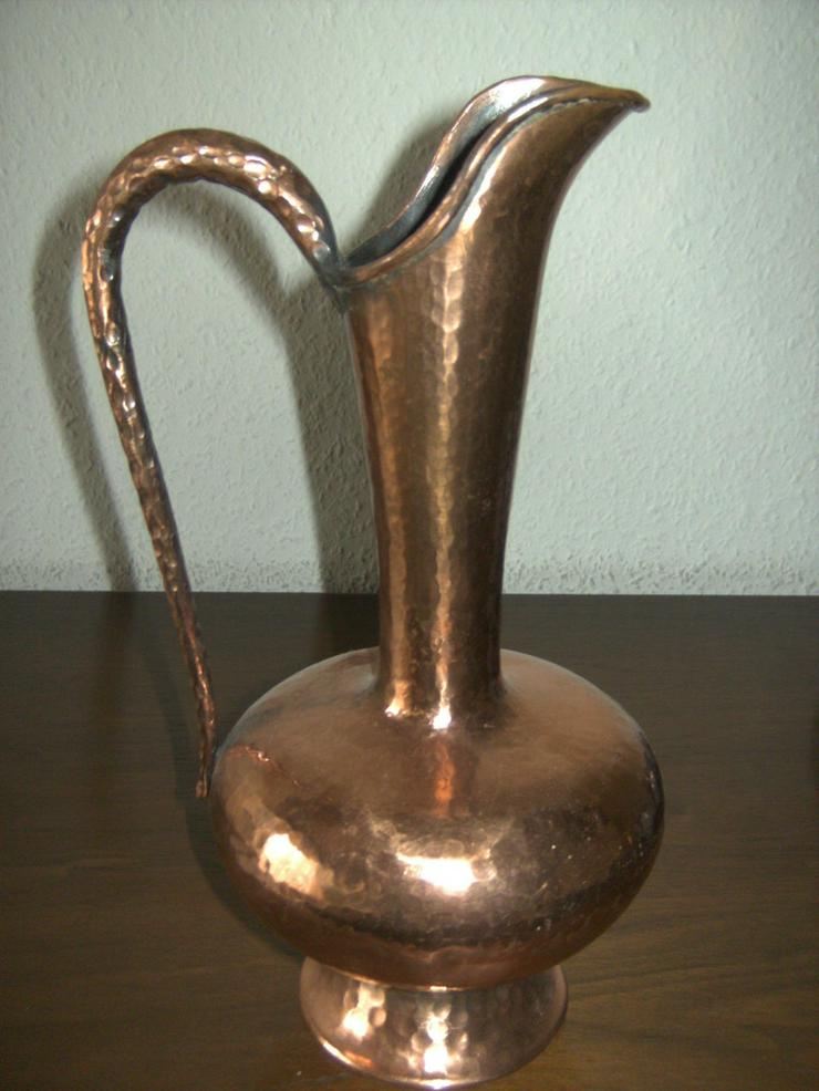 Kupferkaraffe/-vase mit Kupfertablett - Weitere - Bild 2