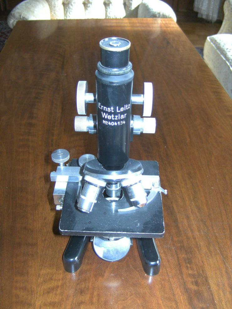 Bild 1: Mikroskop Ernst Leitz Wetzlar,
