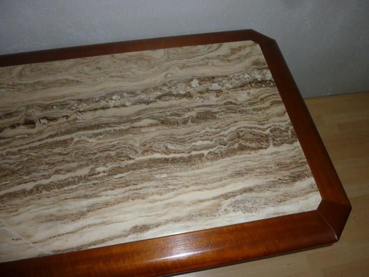 Bild 3: Couchtisch aus echten Holz