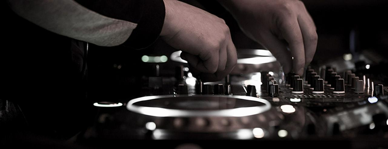 DJ Technik für Hochzeiten - Firmenfeiern