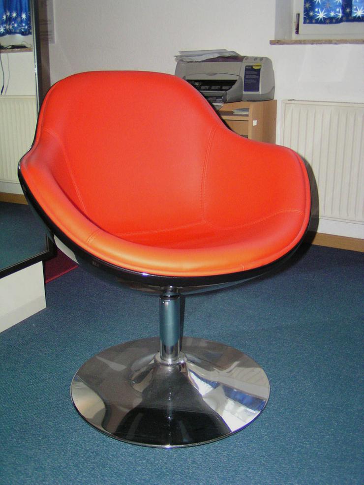 Bild 3: Loungesessel Schwarz-Rot Retro Design Chrom