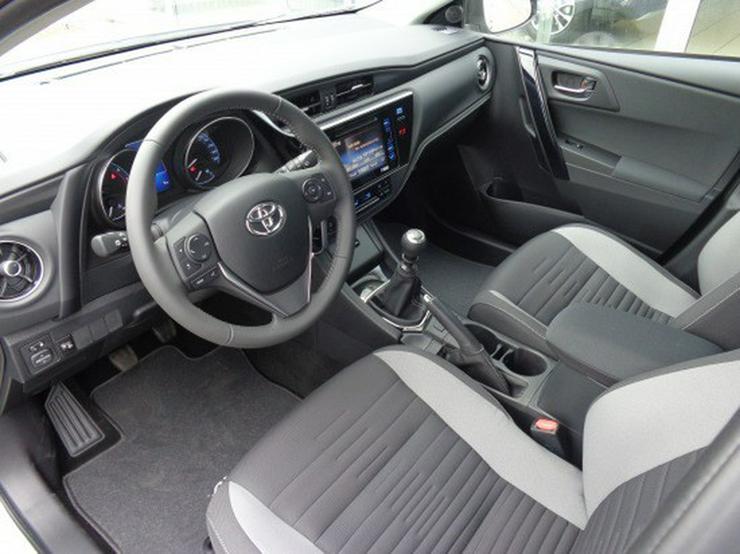 Bild 8: Toyota Auris 1.2 Comfort & AHK  