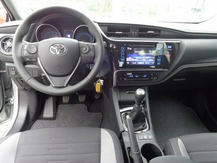 Bild 9: Toyota Auris 1.2 Comfort & AHK  