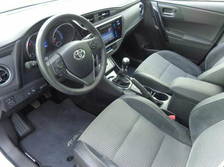 Toyota Auris 1.2 Executive  & LED Scheinwerfer  - Auris - Bild 10