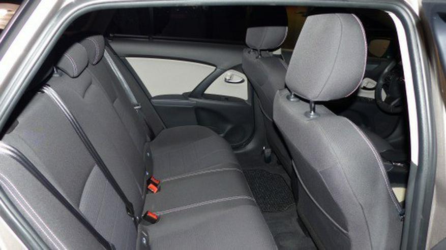 Bild 10: Toyota Avensis 2.0 D-4D Business Edition 