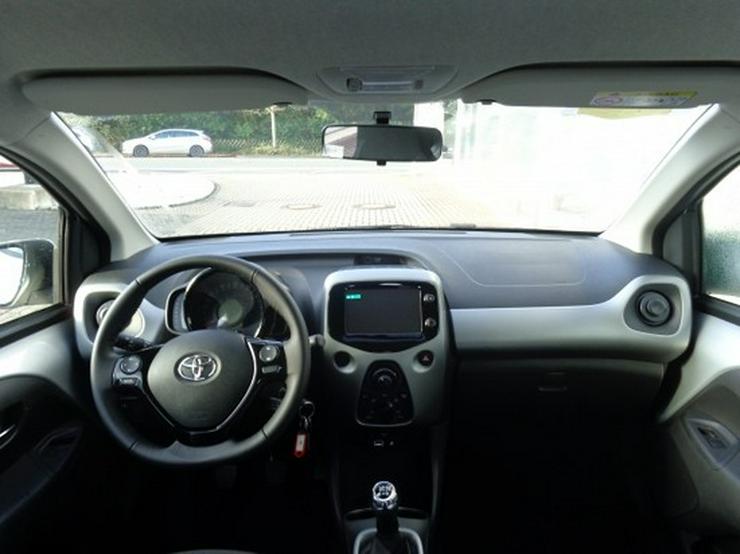 Bild 6: Toyota Aygo 1.0 x-play touch  