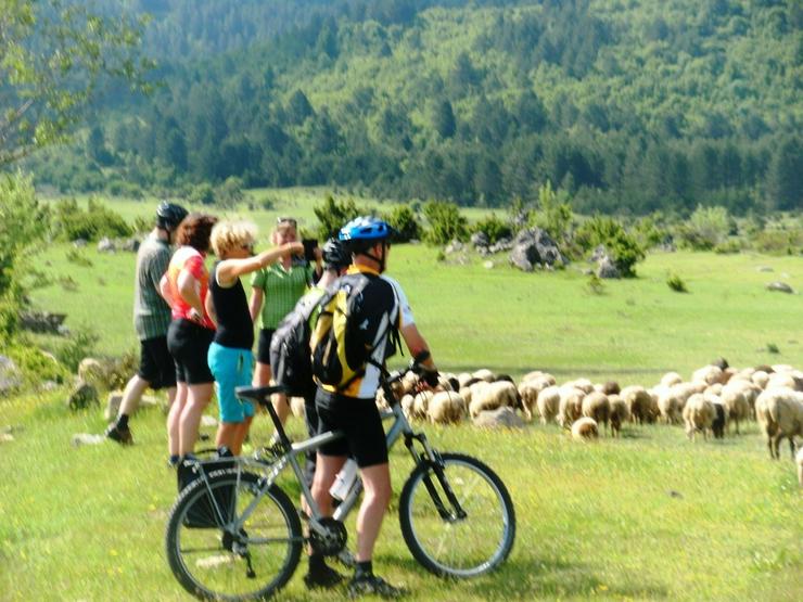 Bild 13: Radreise durch West-Balkanländer.