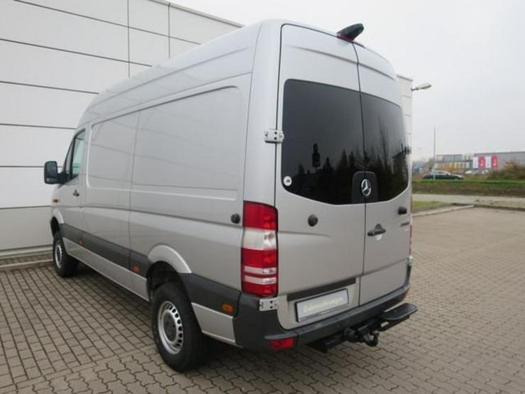 Bild 9: MERCEDES-BENZ 319 CDI Sprinter 4x4 906.633 Aut. Klima/Navi/AHK