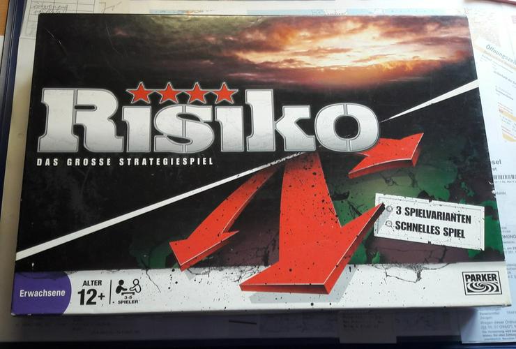Risiko (Strategiespiel, Deluxe Editition) - Brettspiele & Kartenspiele - Bild 1