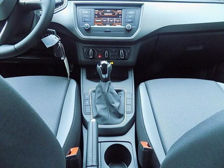 Bild 9: SEAT Ibiza 1,0 TSI Style Einparkhilfe Tempomat Alu15''