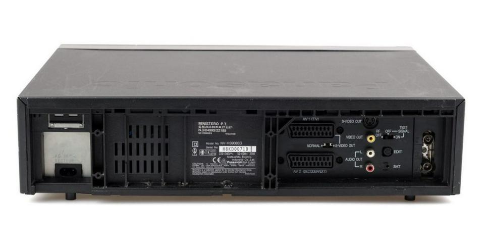 Panasonic Stereo HiFi Videorecorder NV-HS 900 - Video Recorder - Bild 8