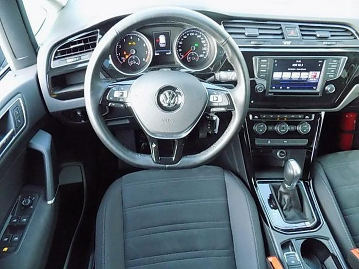 Bild 10: VW Touran 1,4 TSI Highline DSG Navi ACC LED 7-Sitze